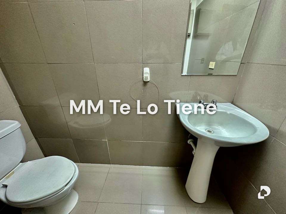Oficina en Las Mercedes, Caracas – 13