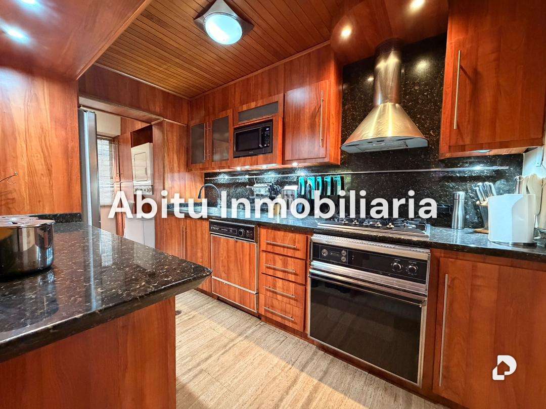 Apartamento en Campo Alegre, Caracas – 6