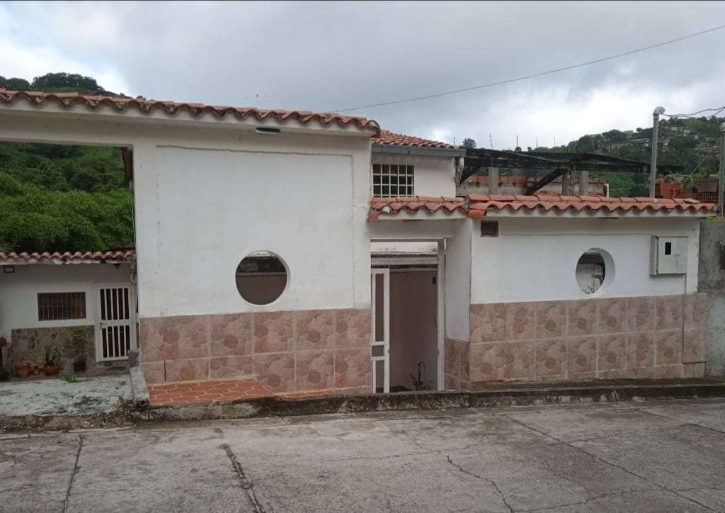 Casa en Lagunetica, Altos Mirandinos - 1