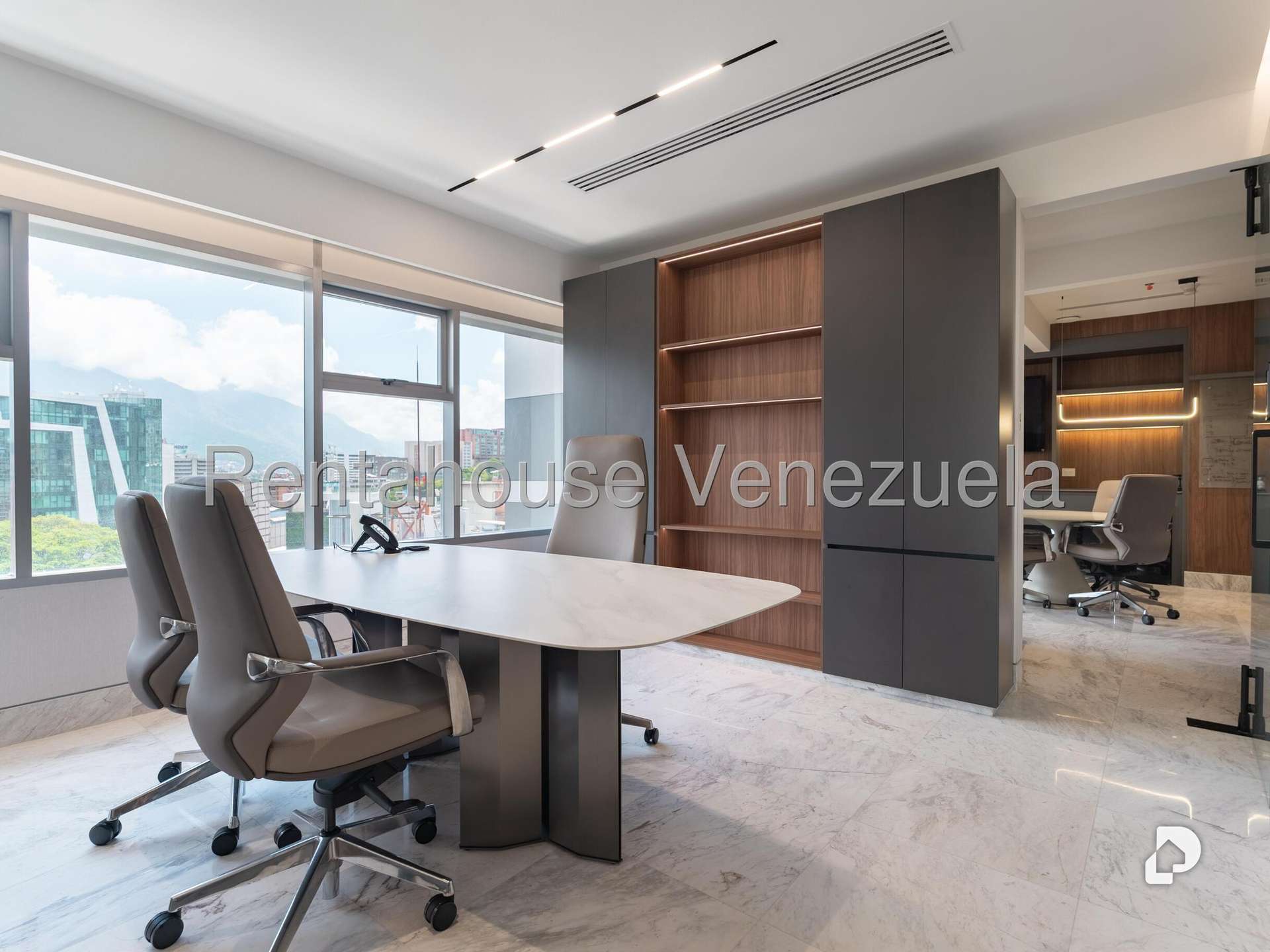 Local comercial en Las Mercedes, Caracas – 11