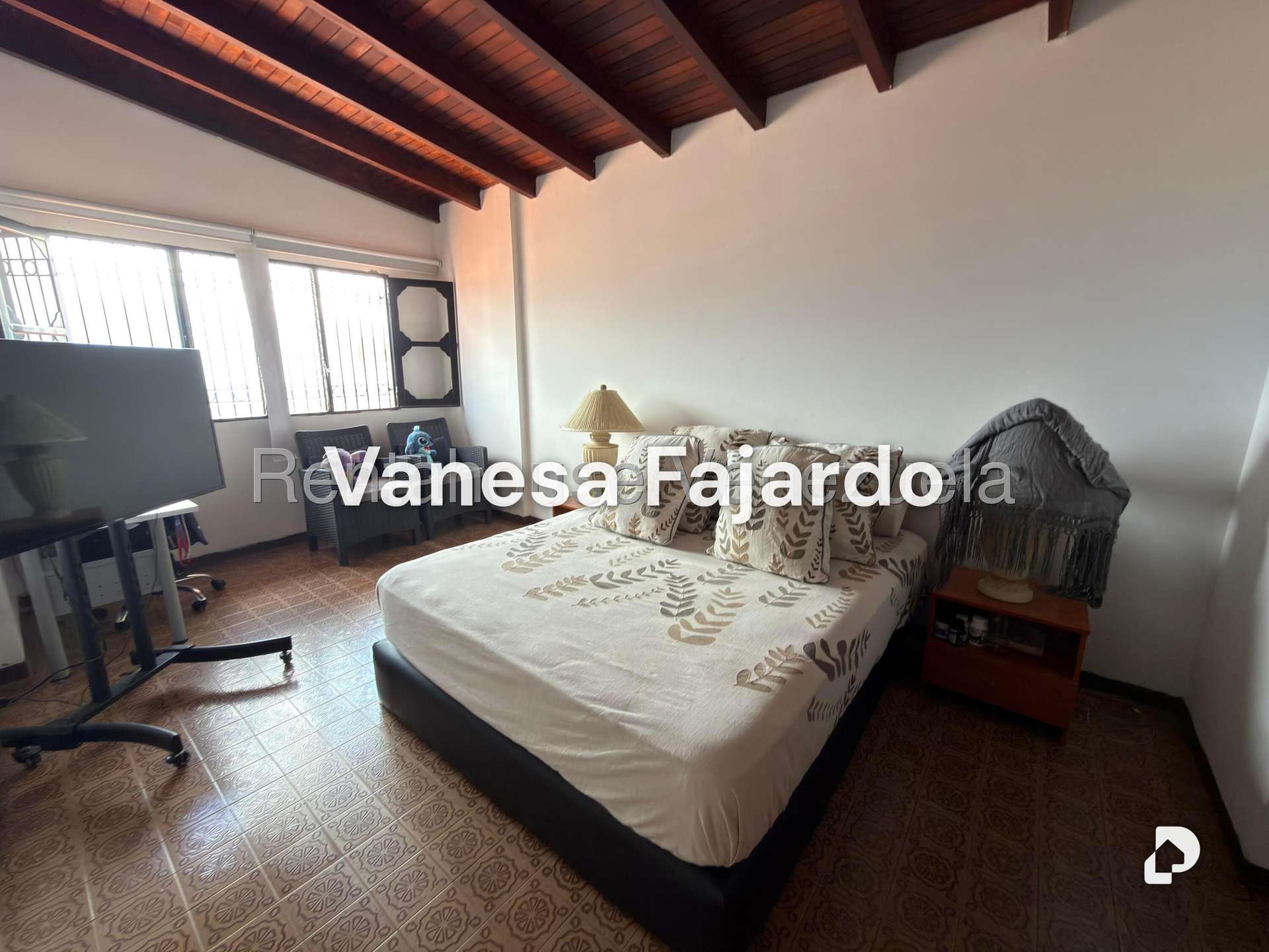 Casa en Alto Prado, Caracas – 11