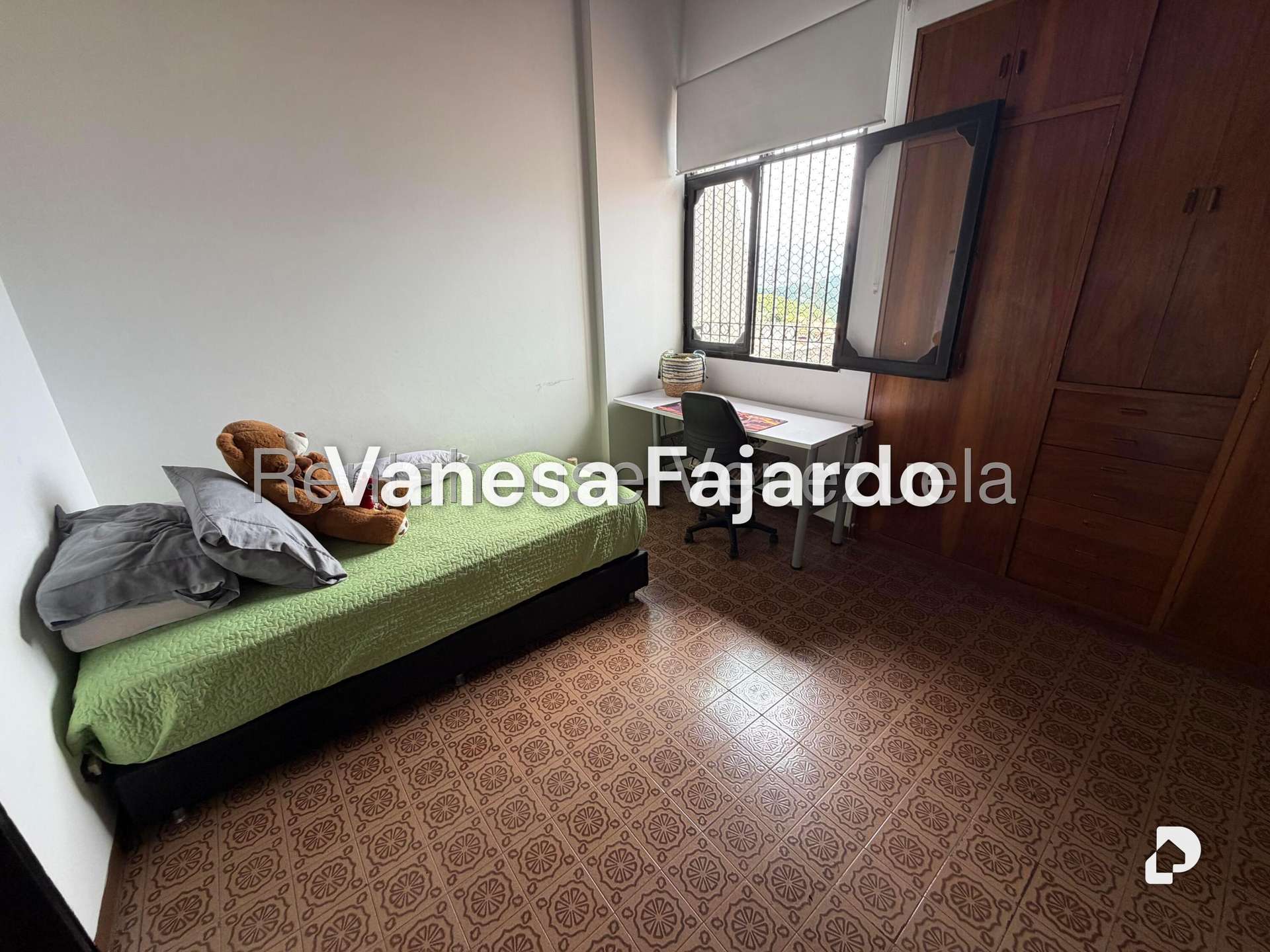 Casa en Alto Prado, Caracas – 13