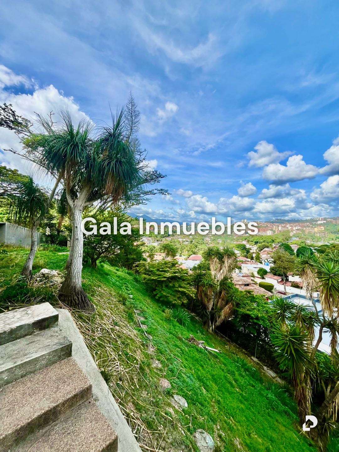 Casa en Prados del Este, Caracas – 19