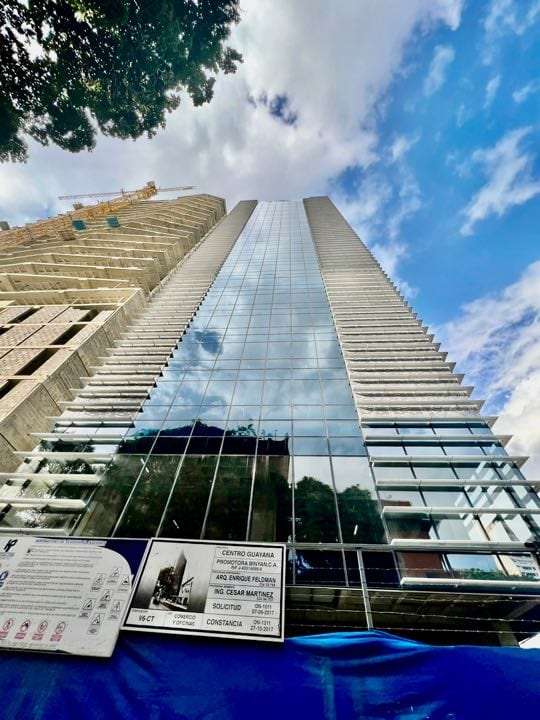 Oficina en Las Mercedes, Caracas - 1