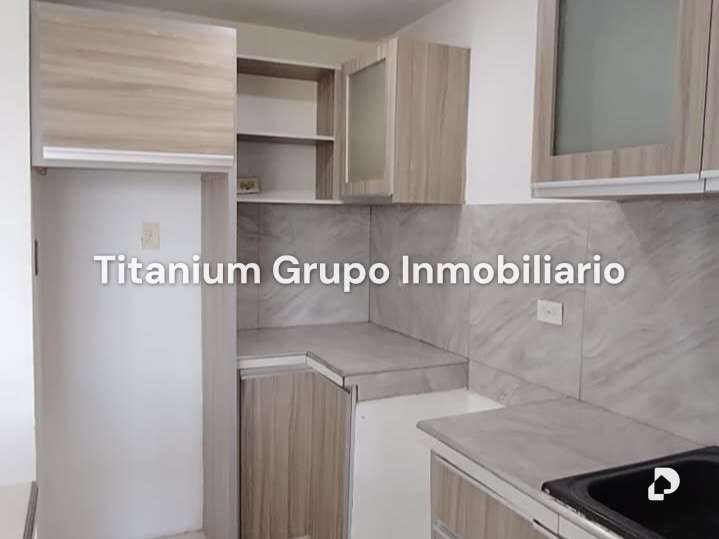Apartamento en Paraparal, Los Guayos – 9