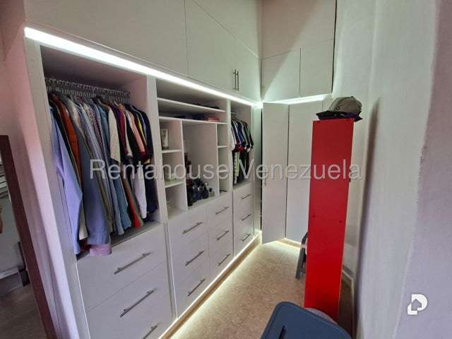 Townhouse en Parroquia Lasso de la Vega, Mérida – 17