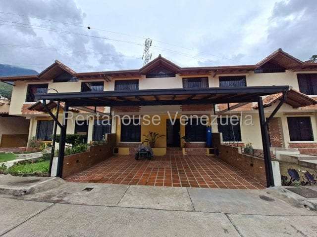 Townhouse en Parroquia Lasso de la Vega, Mérida - 1