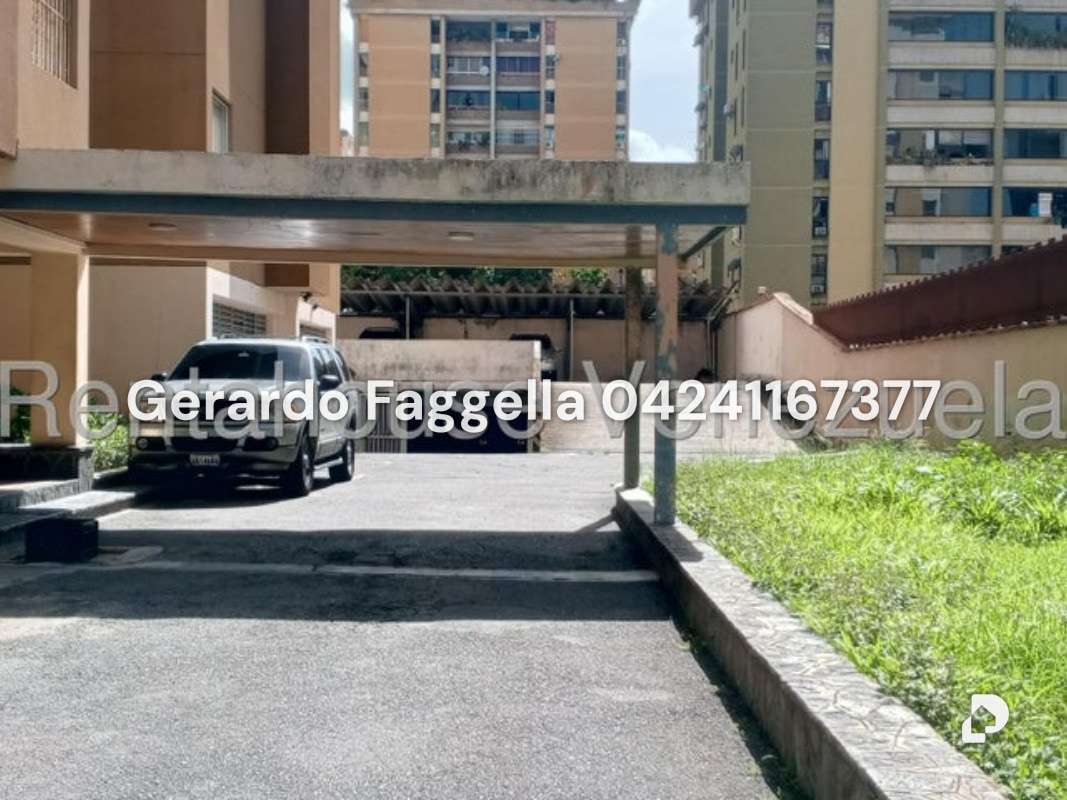 Apartamento en La Urbina, Caracas – 2