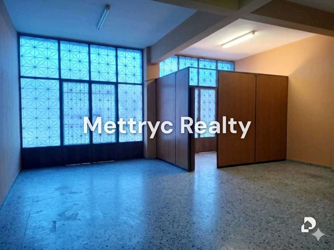 Commercial space in Casco San Blas, Valencia – 1