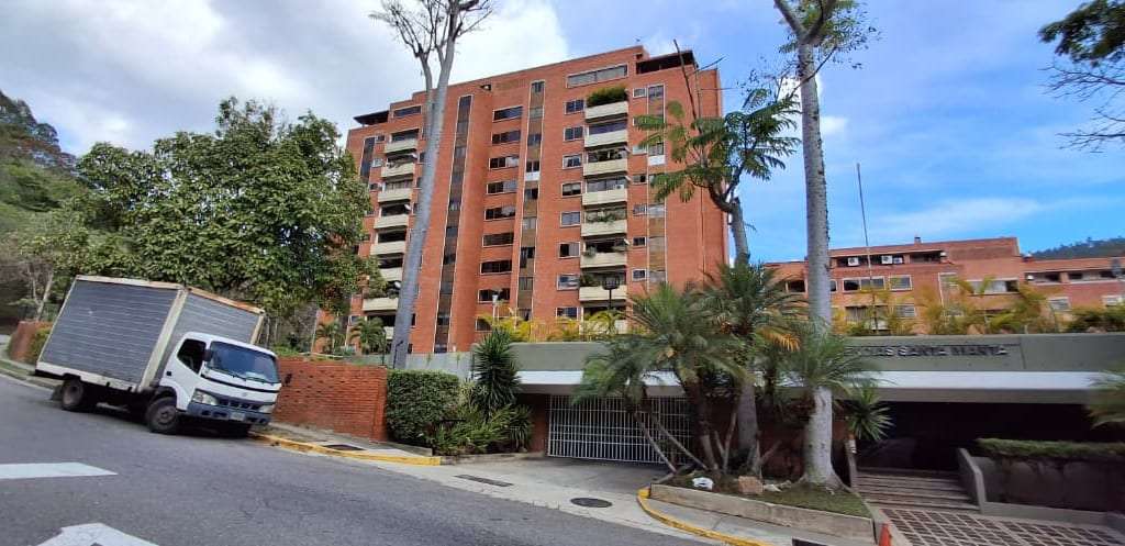 Apartamento en Las Esmeraldas, Caracas - 1