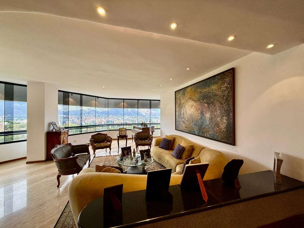 Apartamento en Colinas de Valle Arriba, Caracas - 1