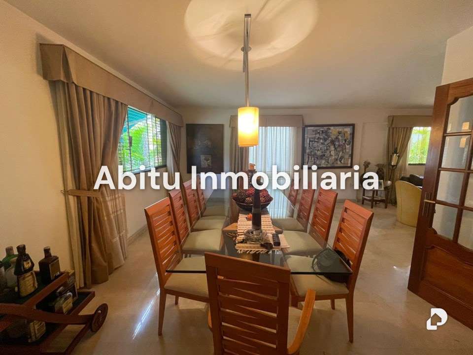 Casa en La Tahona, Caracas – 8