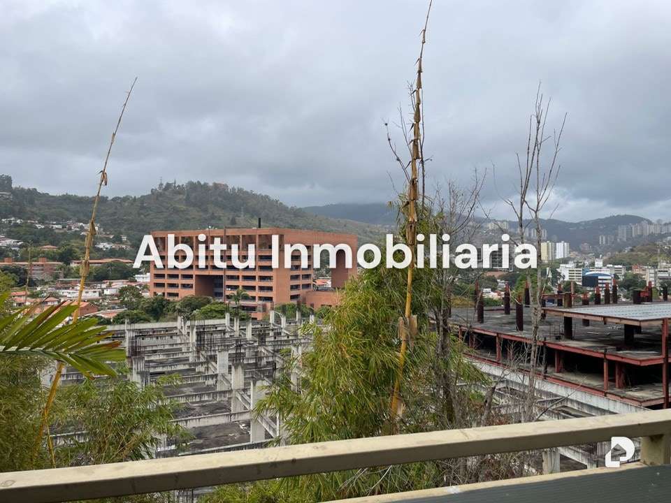 Casa en La Tahona, Caracas – 3