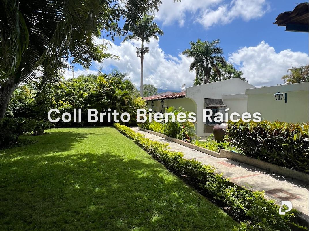 Casa en Cerro Verde, Caracas – 5