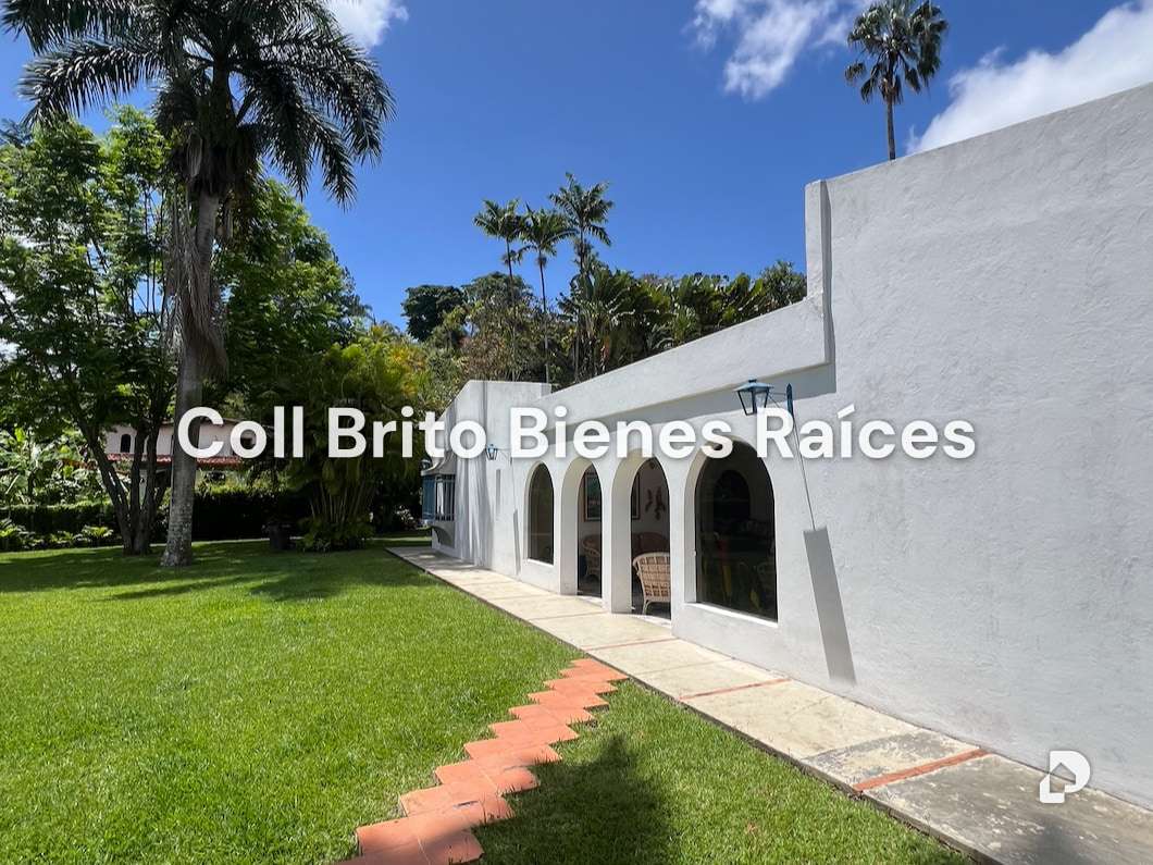 Casa en Cerro Verde, Caracas – 2
