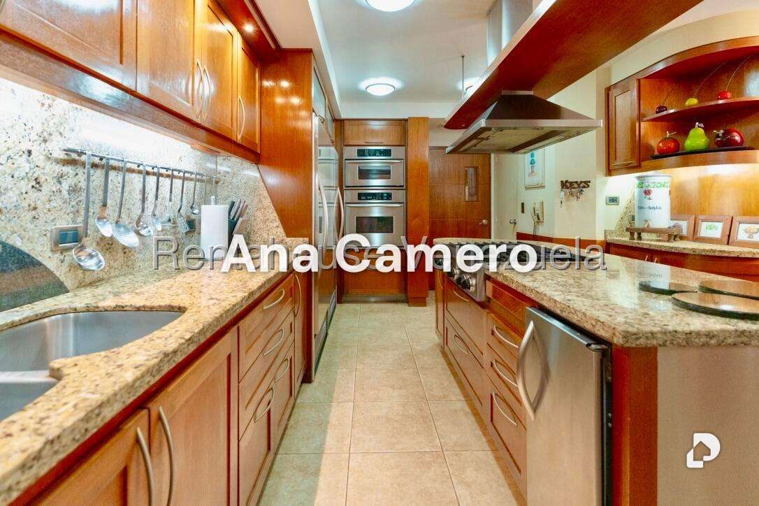 Apartamento en Alto Hatillo, Caracas – 16