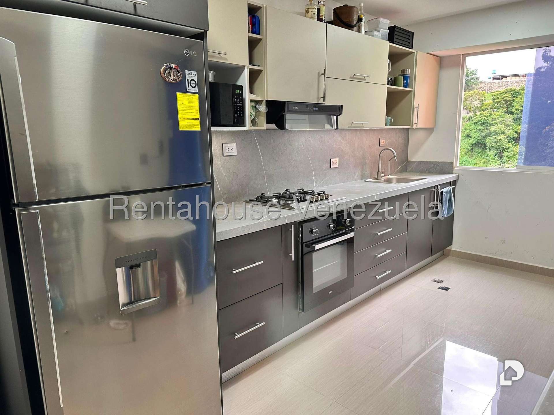 Apartamento en La Bonita, Caracas – 16