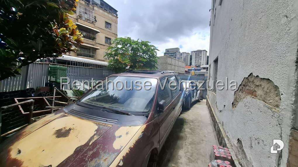 Casa en Bello Monte, Caracas – 23