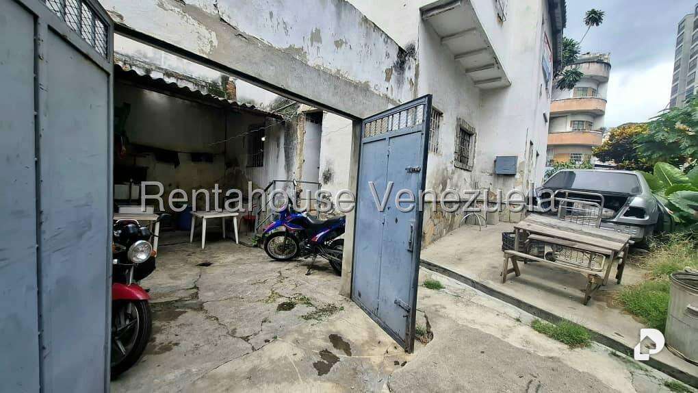Casa en Bello Monte, Caracas – 22