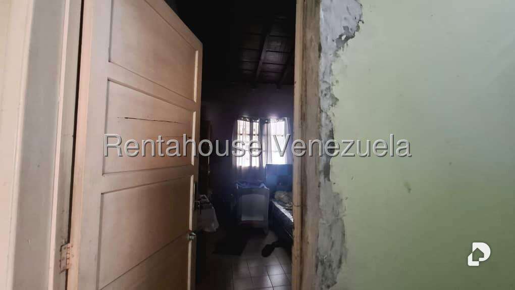 Casa en Bello Monte, Caracas – 18
