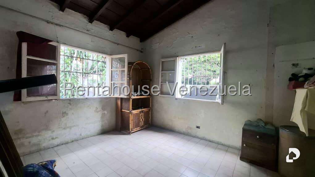 Casa en Bello Monte, Caracas – 15