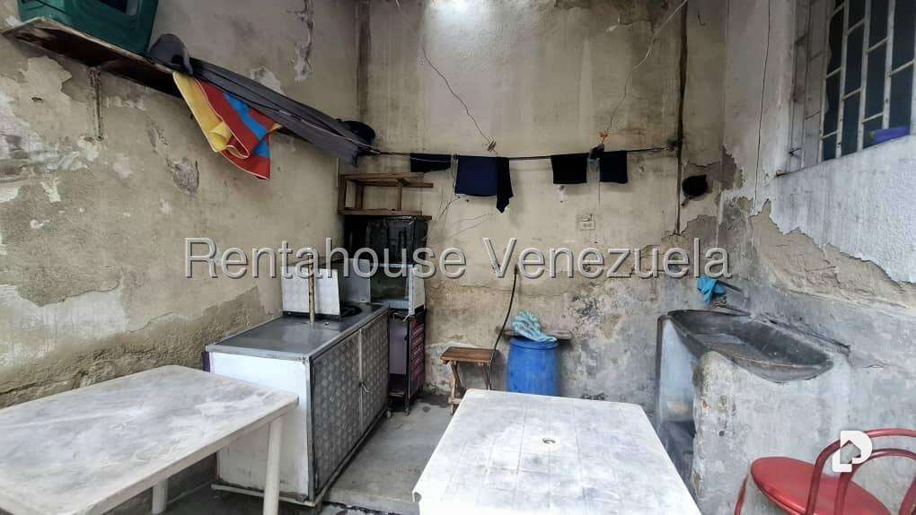 Casa en Bello Monte, Caracas – 20