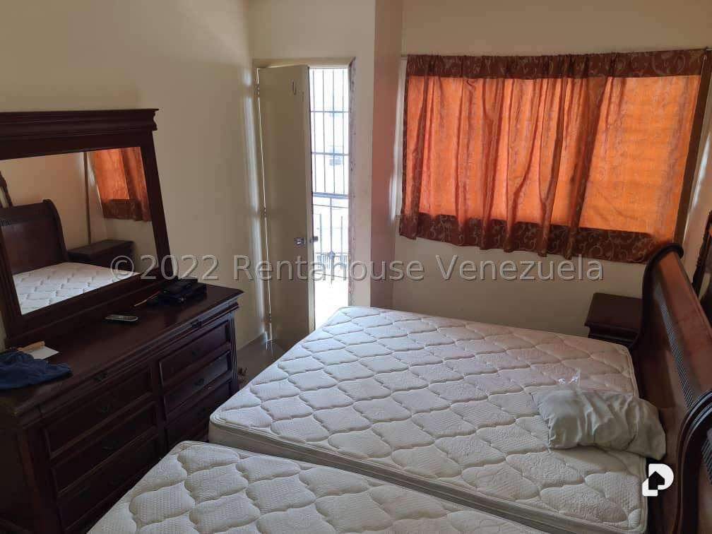 Casa en Colinas de Bello Monte, Caracas – 27