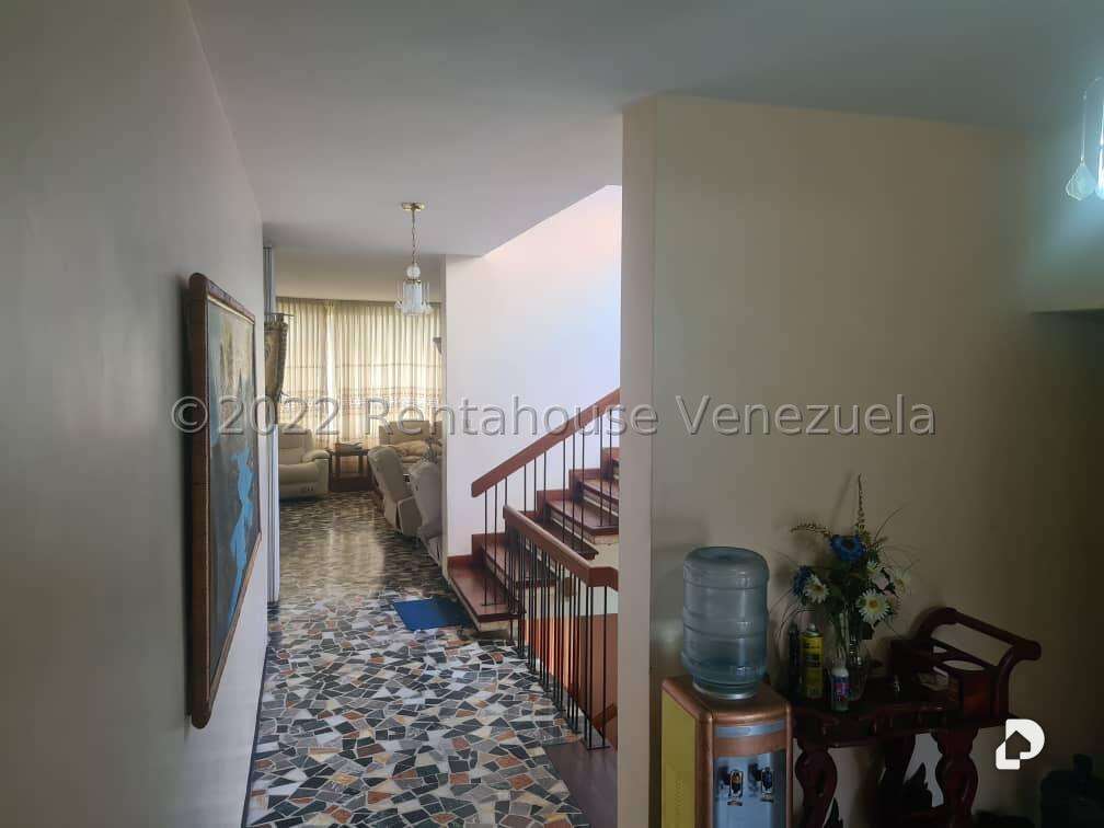 Casa en Colinas de Bello Monte, Caracas – 18