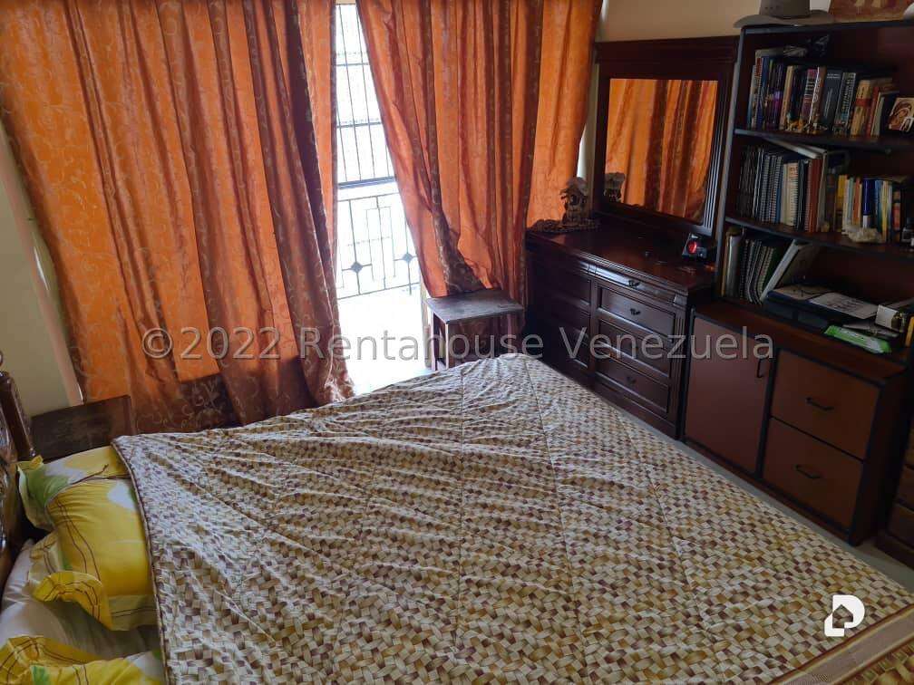 Casa en Colinas de Bello Monte, Caracas – 26
