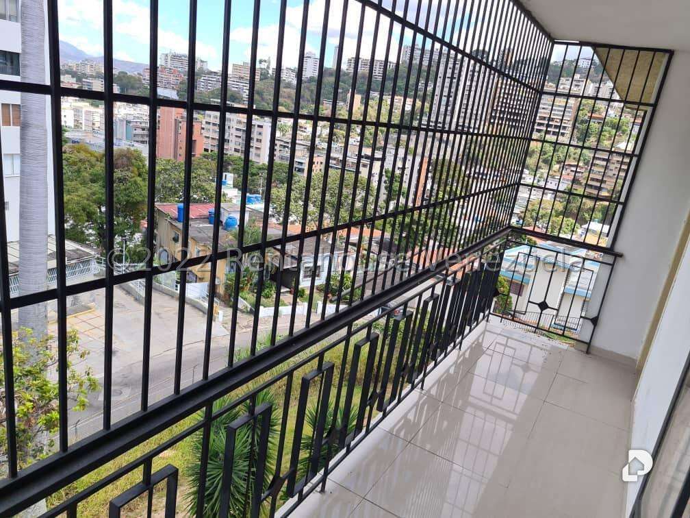 Casa en Colinas de Bello Monte, Caracas – 25