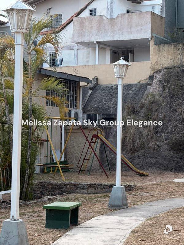 Casa en Villas Royal Gardens Este De Barqu, Barquisimeto – 5
