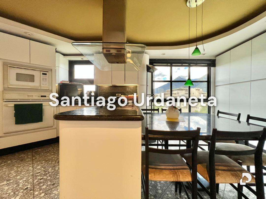 Apartamento en Urb. Miranda, Caracas – 12