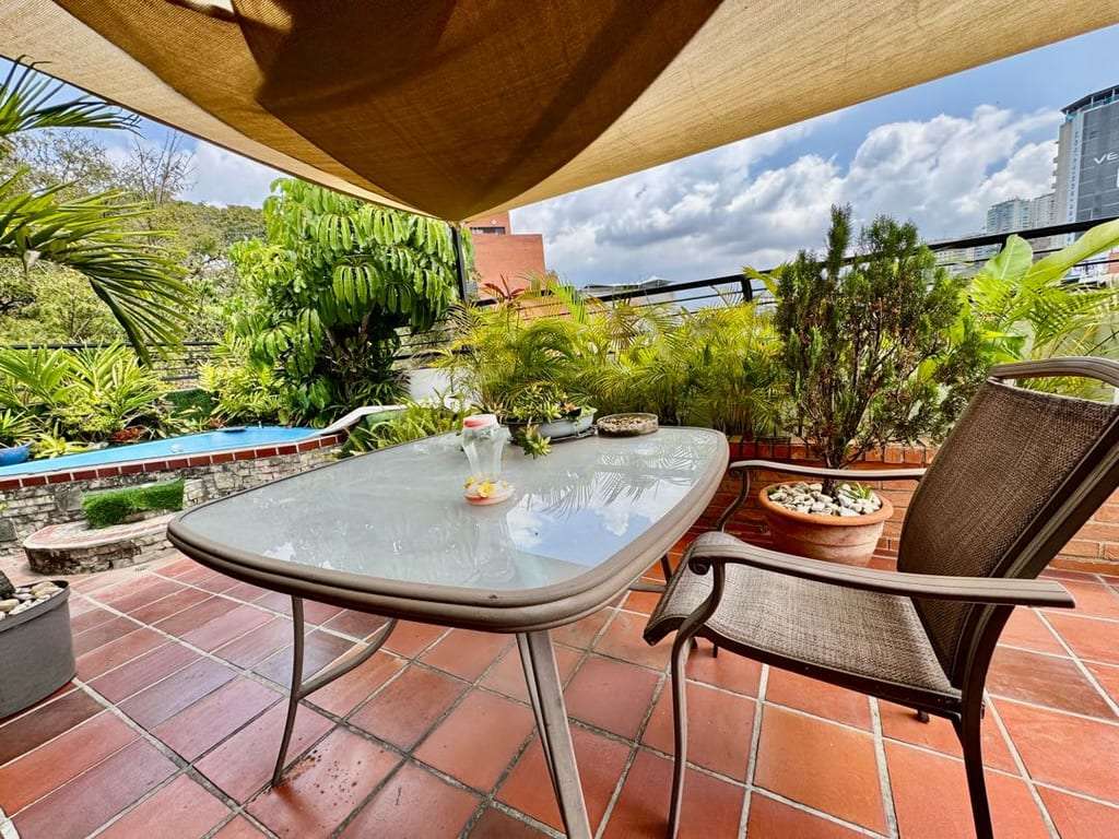 Apartamento en Los Naranjos (Las Mercedes), Caracas - 1