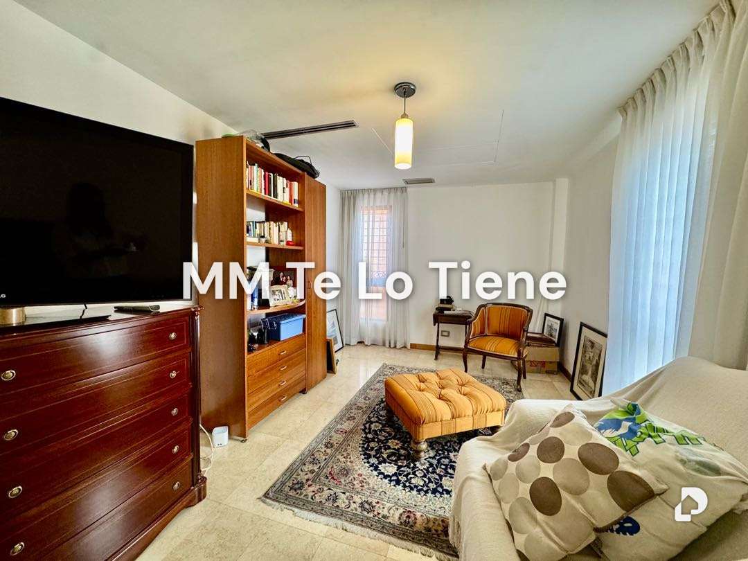 Apartment in Los Naranjos (Las Mercedes), Caracas – 21