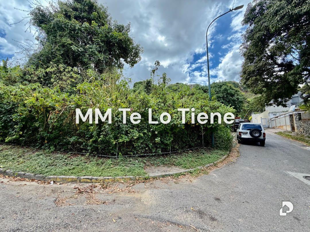 Terreno en Lomas del Mirador, Caracas – 2