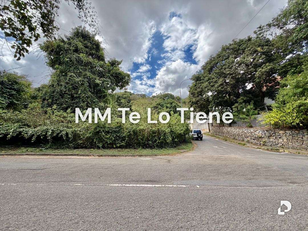 Terreno en Lomas del Mirador, Caracas – 1