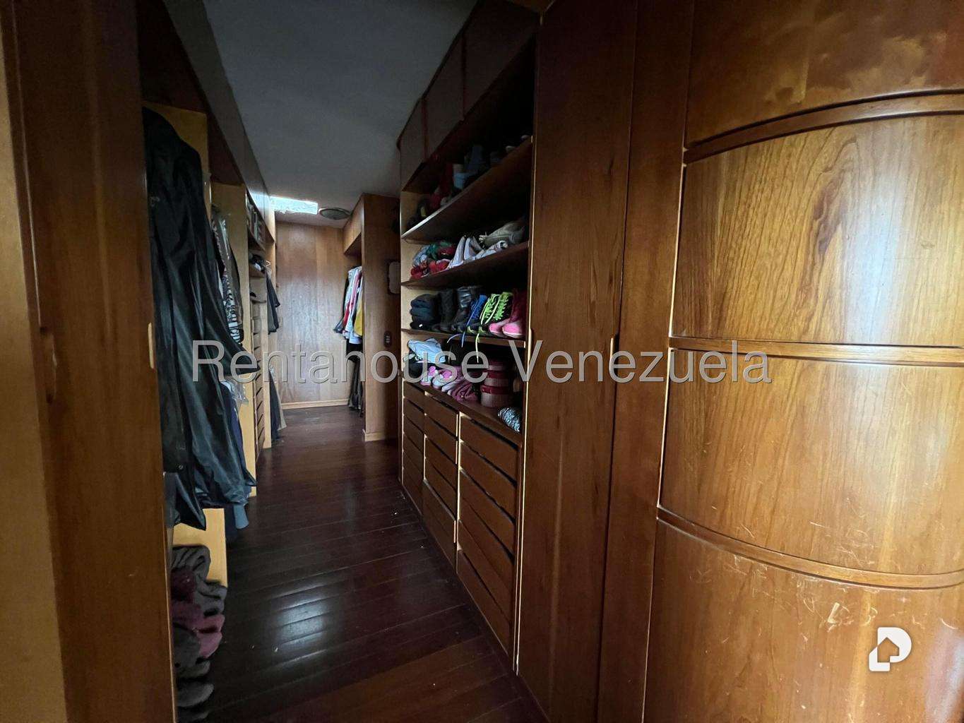 Apartamento en La Unión, Caracas – 23