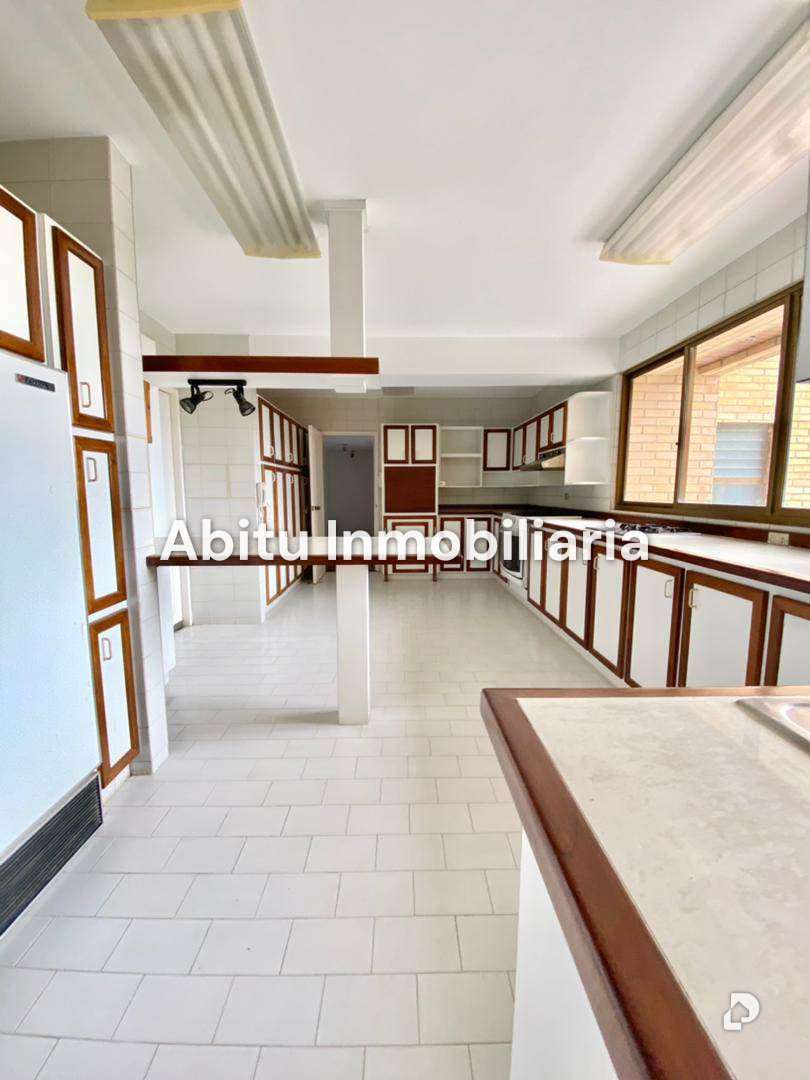 Apartment in Los Naranjos (del Cafetal), Caracas – 13