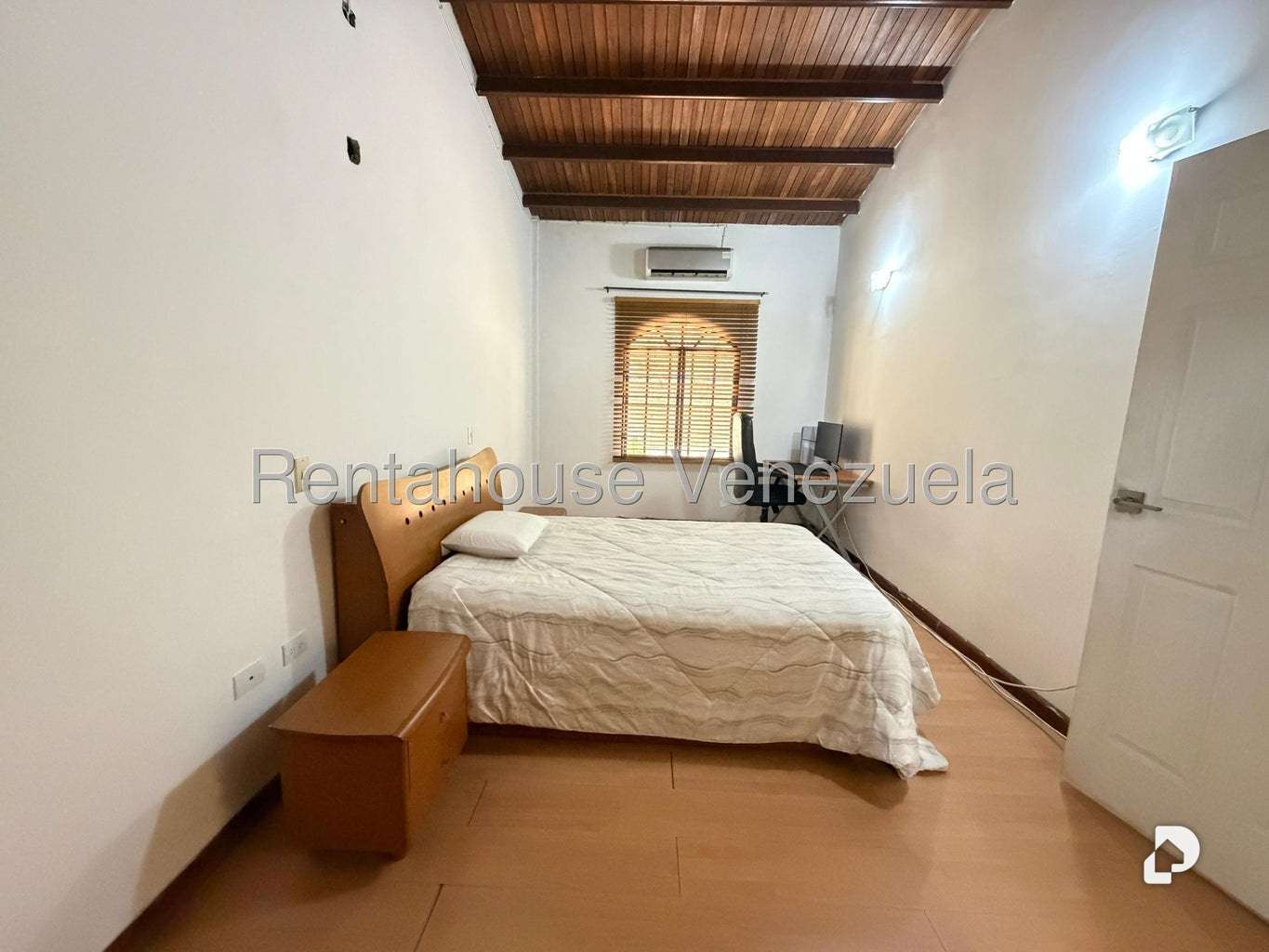 Casa en Monte Claro, Caracas – 42