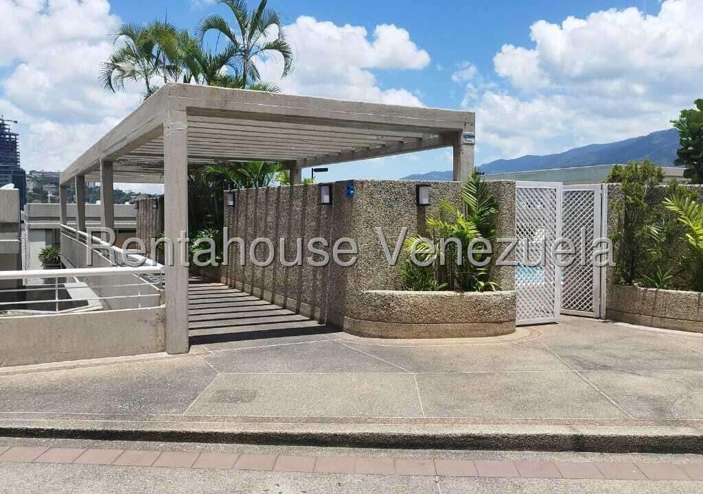 Apartment in Lomas de Las Mercedes, Caracas - 1