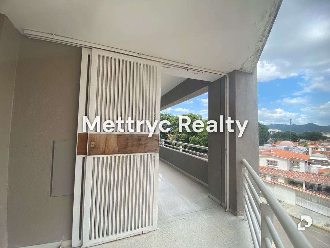 Local comercial en Prebo II, Valencia – 2