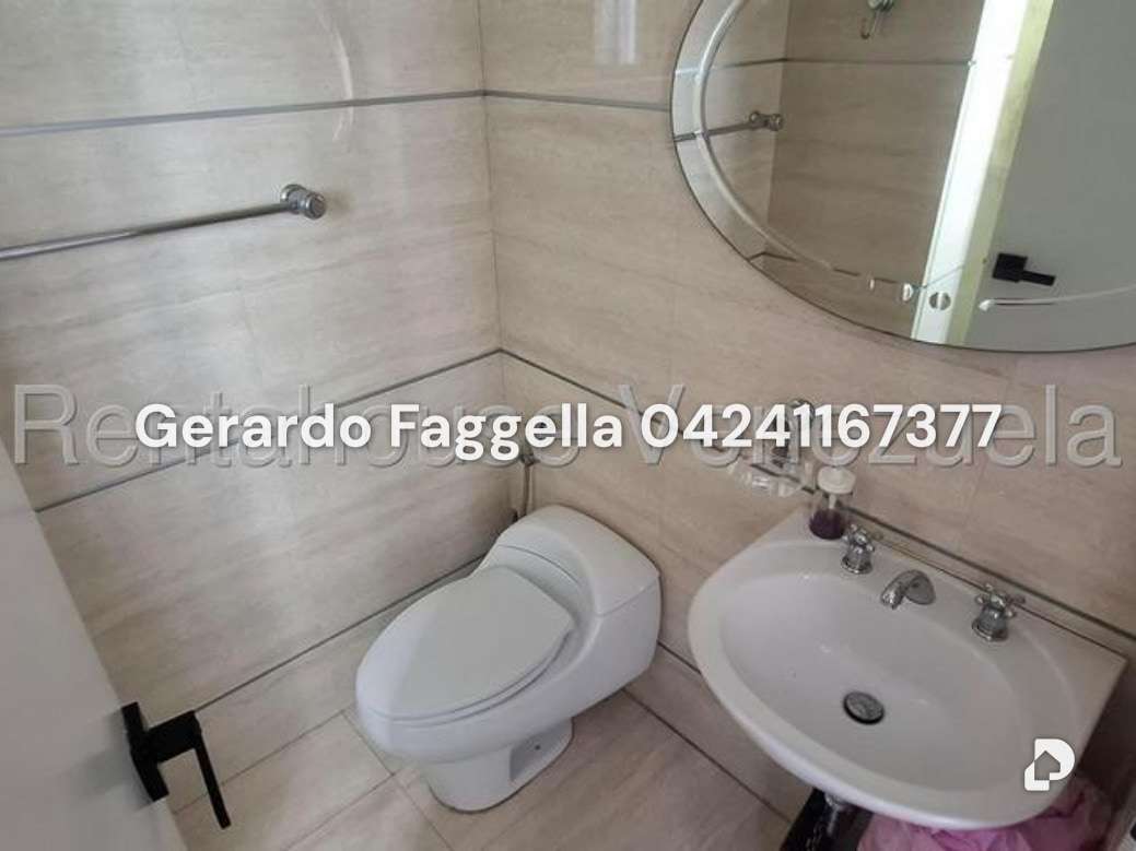 Apartamento en Urb. Miranda, Caracas – 12