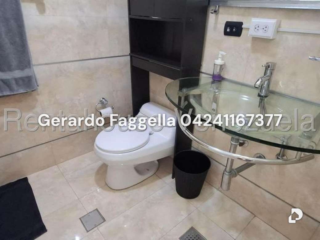 Apartamento en Urb. Miranda, Caracas – 13