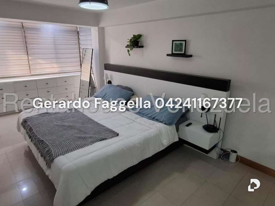 Apartamento en Urb. Miranda, Caracas – 17