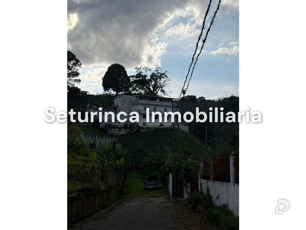 Casa en San Antonio de Los Altos, Altos Mirandinos – 1