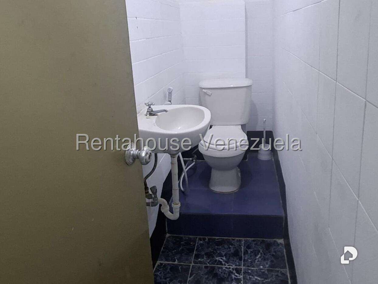 Local comercial en Santa Mónica, Caracas – 8