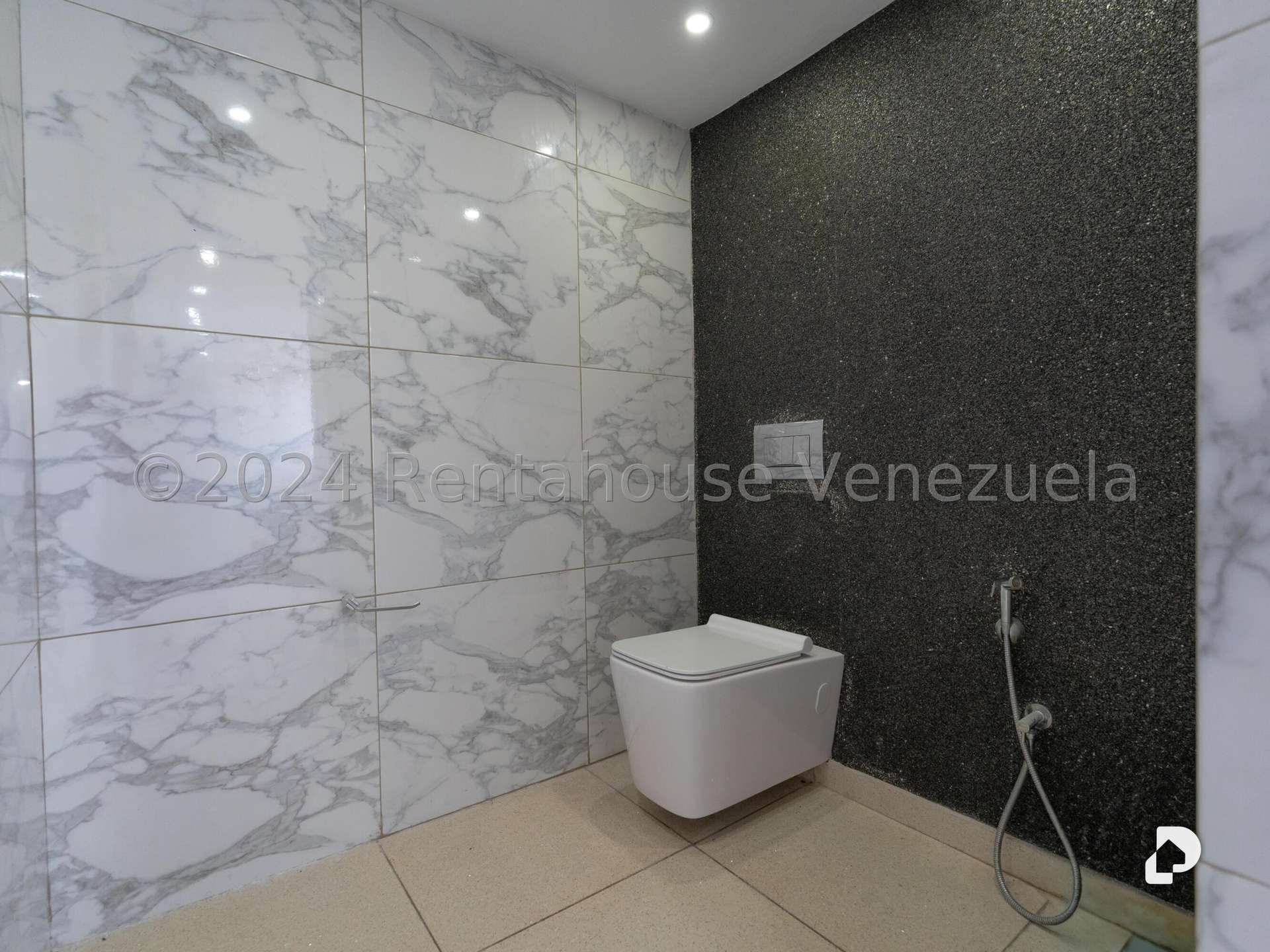 Casa en Colinas de Bello Monte, Caracas – 13
