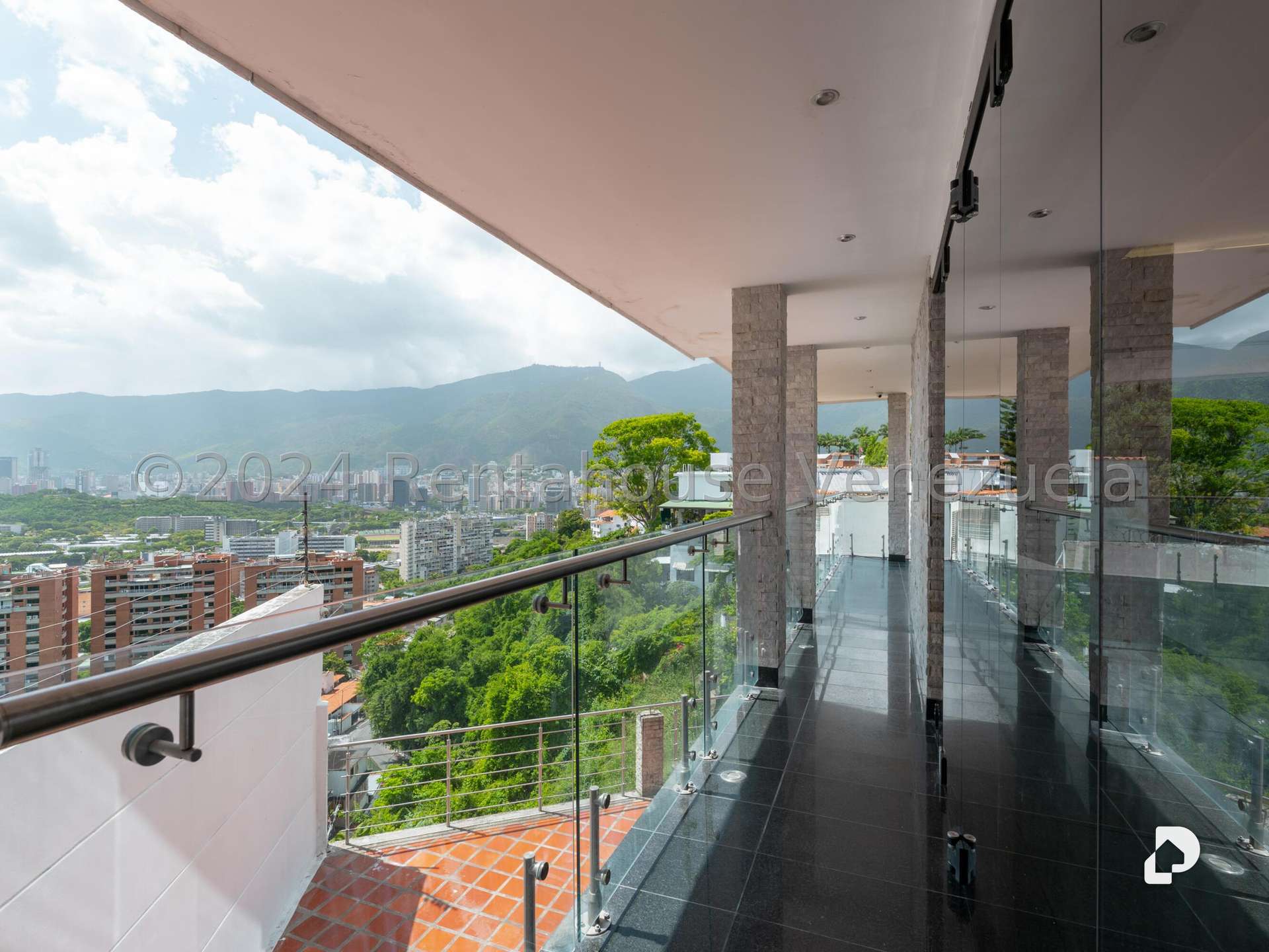 Casa en Colinas de Bello Monte, Caracas – 18