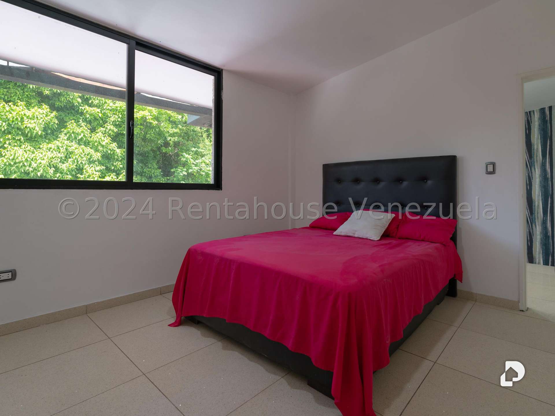 Casa en Colinas de Bello Monte, Caracas – 38