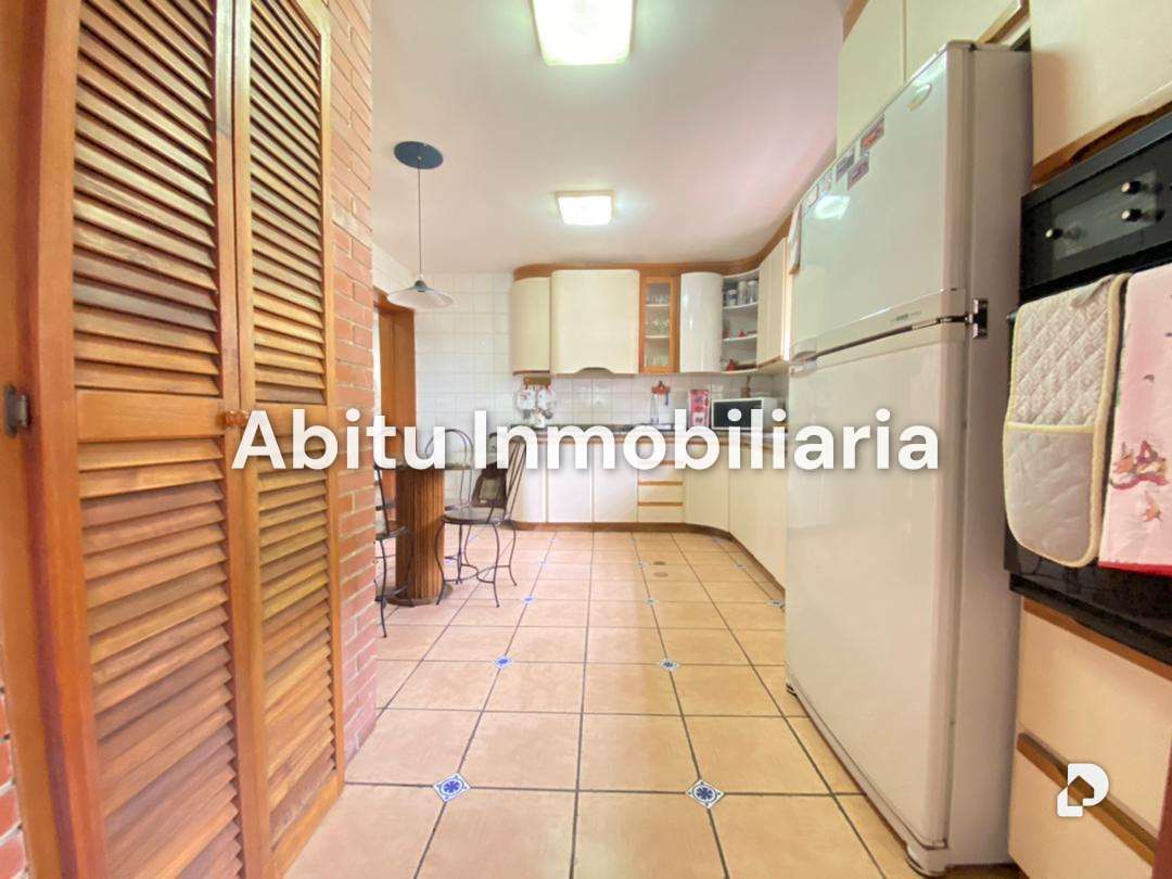 House in Los Palos Grandes, Caracas – 2